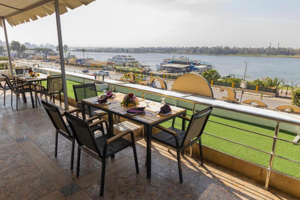 Ultra Loaloa Nile Maadi Hotel Каїр Екстер'єр фото