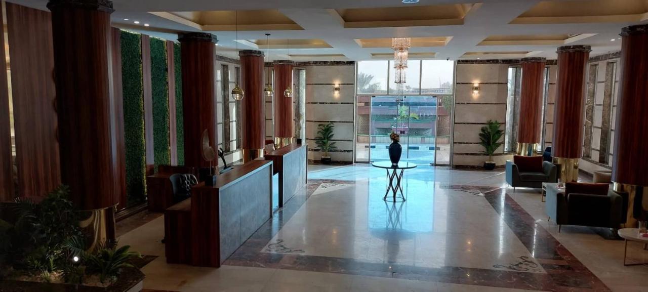 Ultra Loaloa Nile Maadi Hotel Каїр Екстер'єр фото