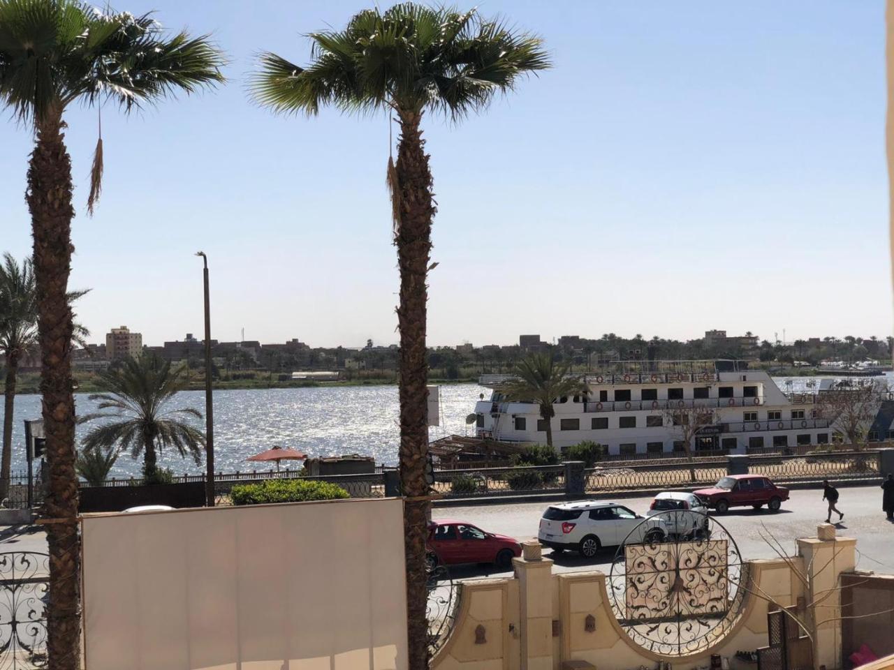 Ultra Loaloa Nile Maadi Hotel Каїр Екстер'єр фото
