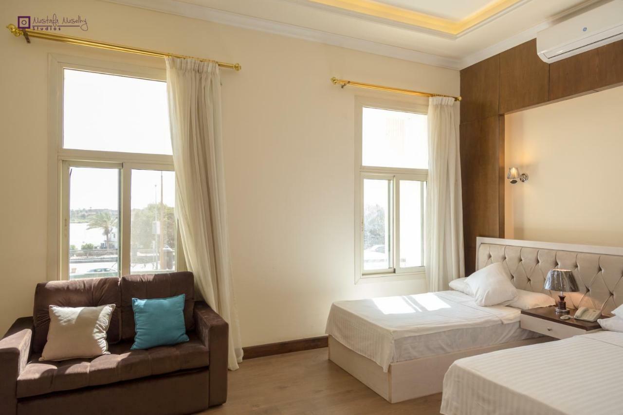 Ultra Loaloa Nile Maadi Hotel Каїр Екстер'єр фото